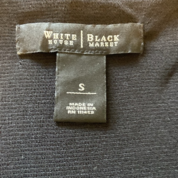 Black Sequin v neck top size small - Picture 7 of 7